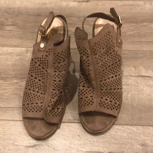 Dolce Vita Size 8 Heeled Sandals